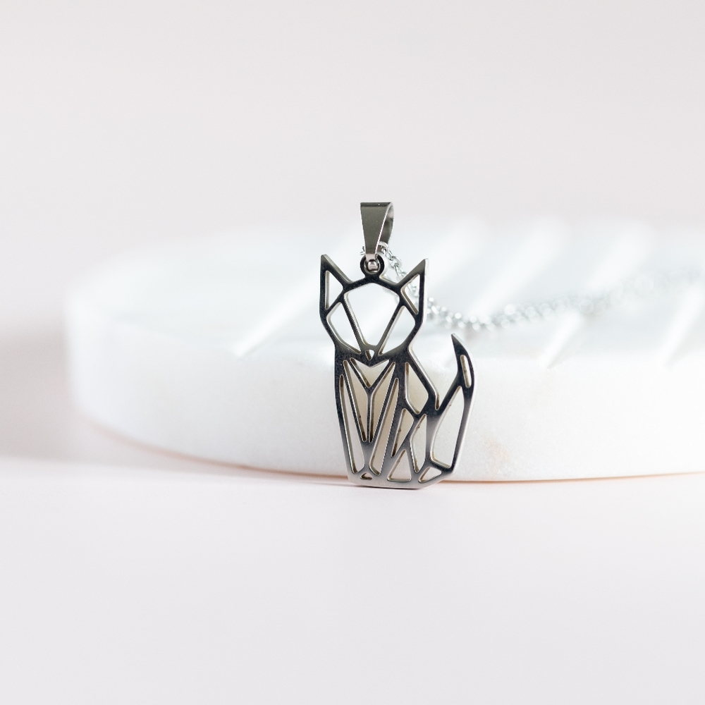 🔹️Sale🔹️2/$30 - Geometric Cat Necklace - Only 1 left! - Picture 6 of 8